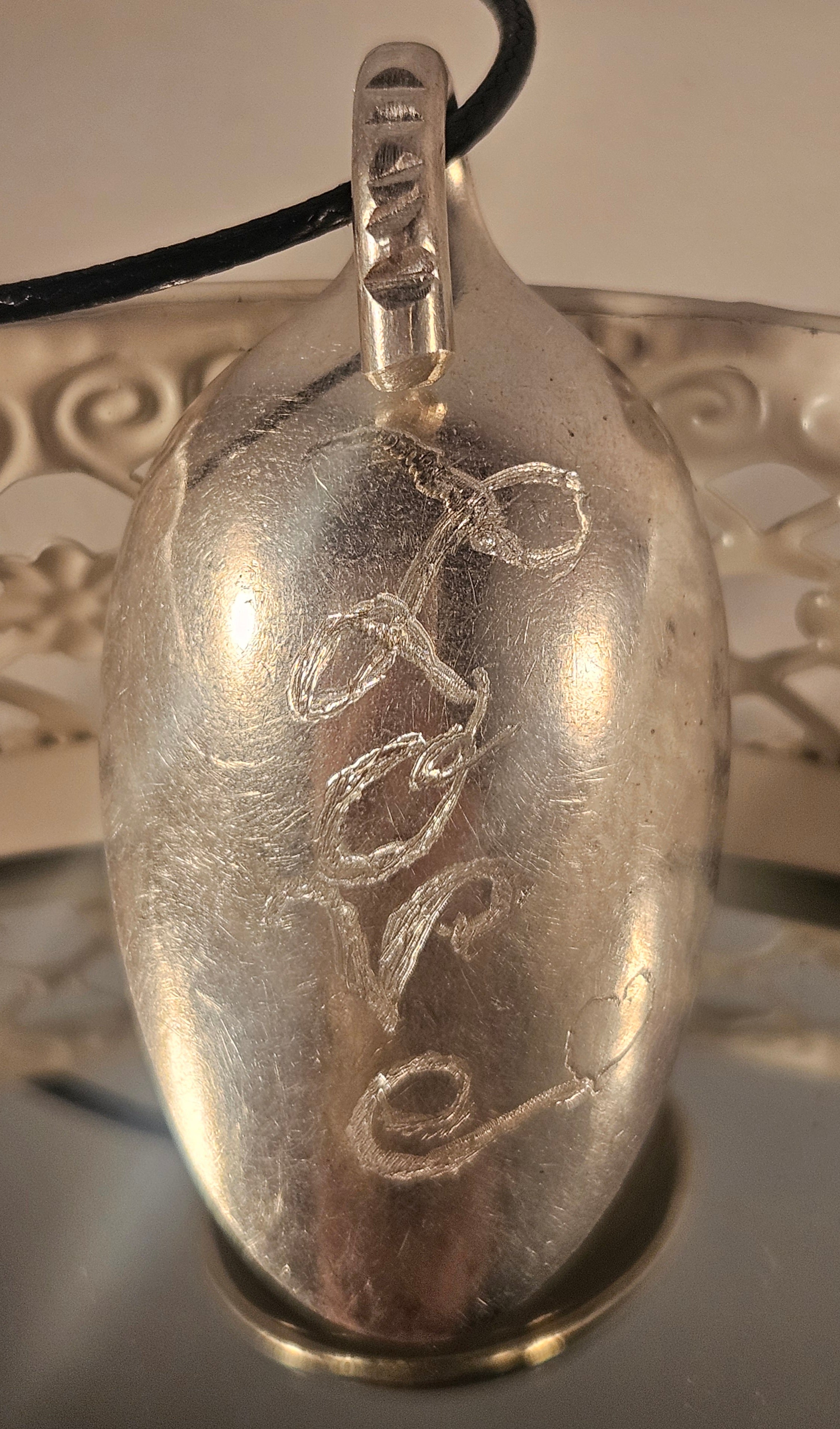 Pendentif "Love" en argent