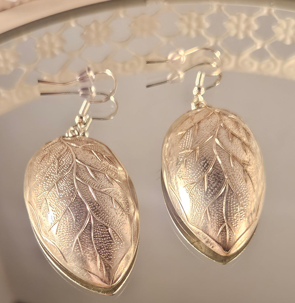Boucles d'oreilles "grandes feuilles" argentées